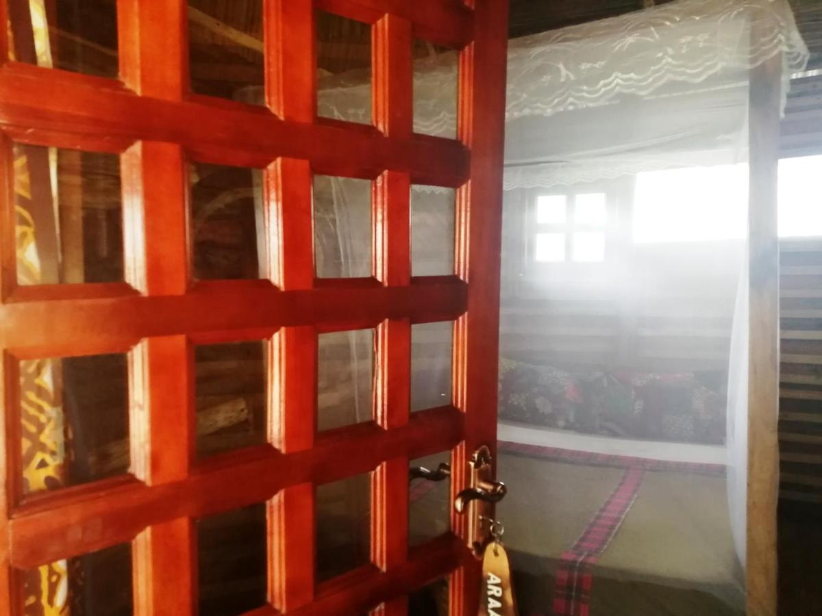 Murchison Backpackers Masindi Dış mekan fotoğraf