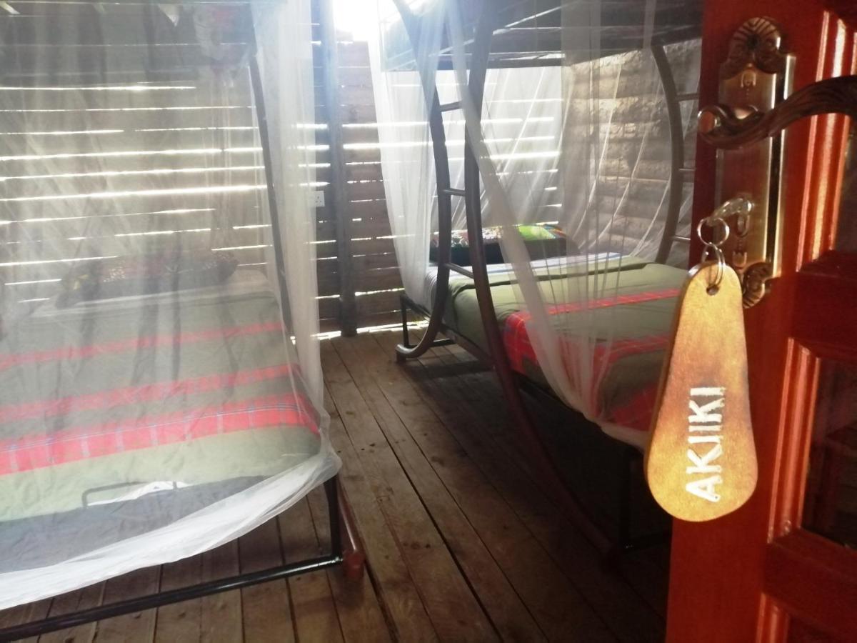 Murchison Backpackers Masindi Dış mekan fotoğraf