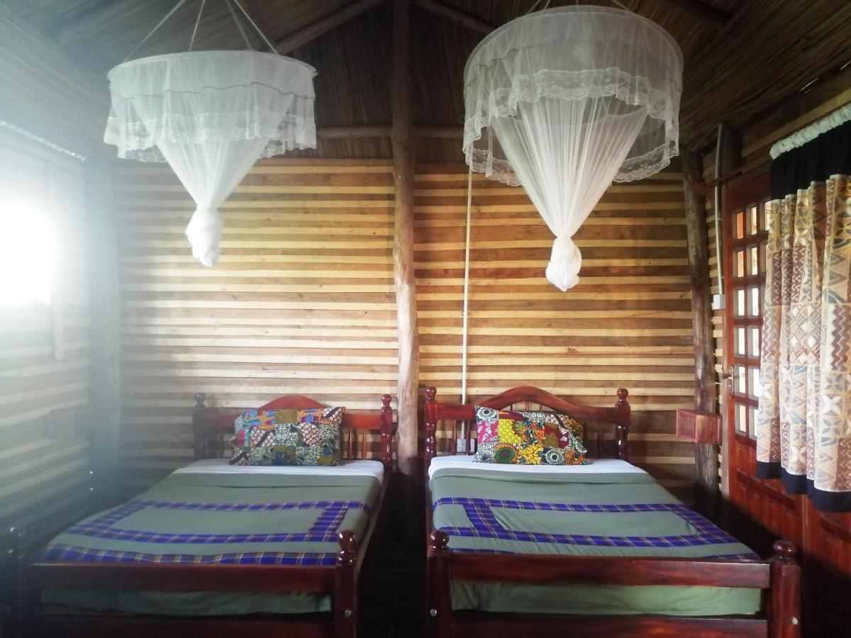 Murchison Backpackers Masindi Dış mekan fotoğraf