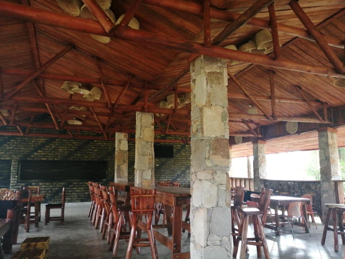 Murchison Backpackers Masindi Dış mekan fotoğraf